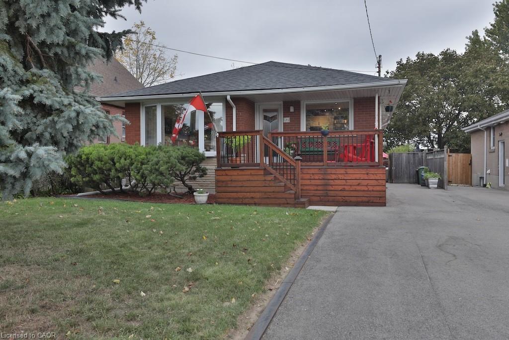 9 Cheryl Ave, Hamilton, ON L8V 1Y1
