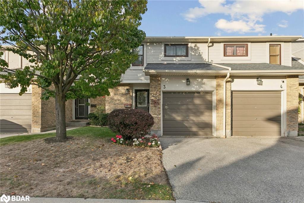 2701 Aquitaine Avenue Unit 3, Mississauga, ON L5N 2H7