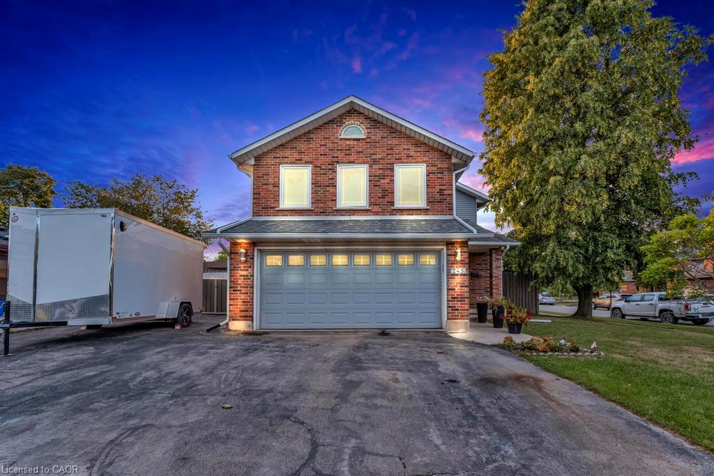 245 First Rd W, Hamilton, ON L8J 1H4