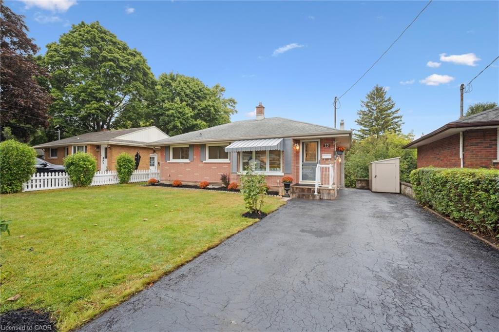 73 Weaver St, Cambridge, ON N3C 1W3