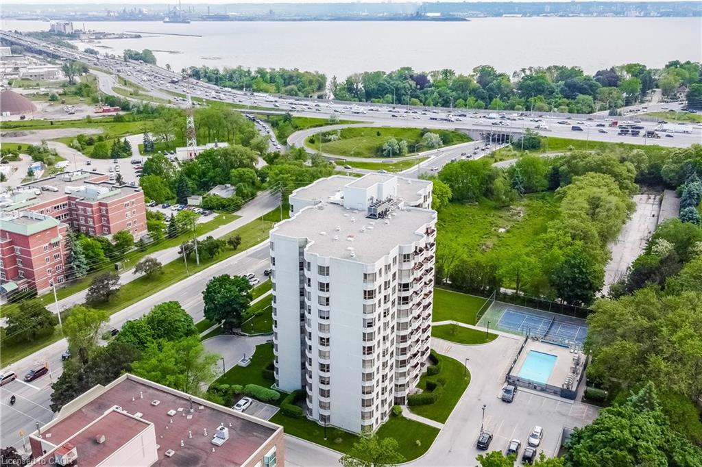 1201 N Shore Boulevard E Unit 809, Burlington, ON L7S 1Z5