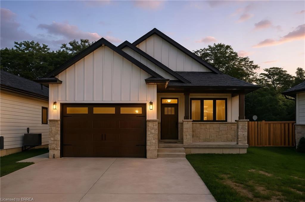9 Macneil Ct, Port Burwell, ON N0J 1T0