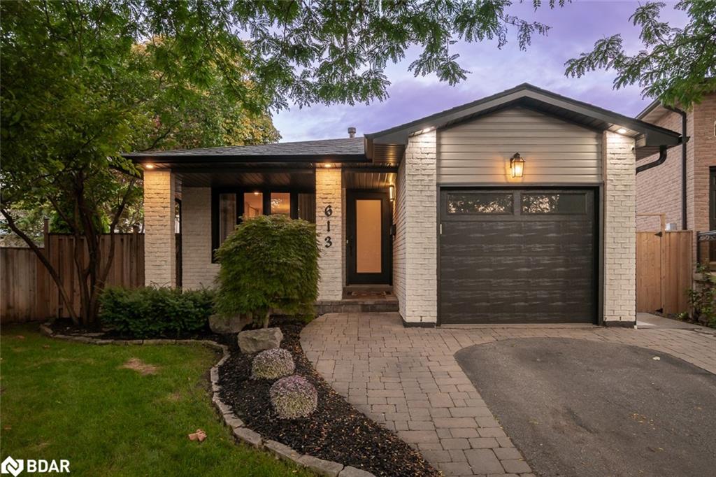 613 Foster Ct, Milton, ON L9T 4P1