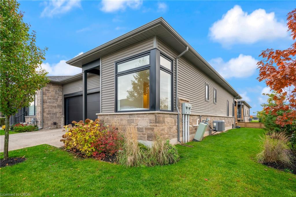 8974 Willoughby Drive Unit 36, Niagara Falls, ON L2G 0Y8