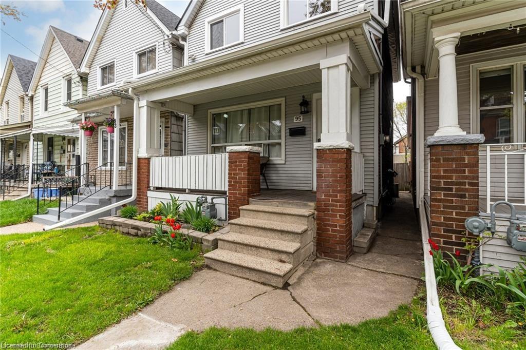 95 Case St, Hamilton, ON L8L 3G8