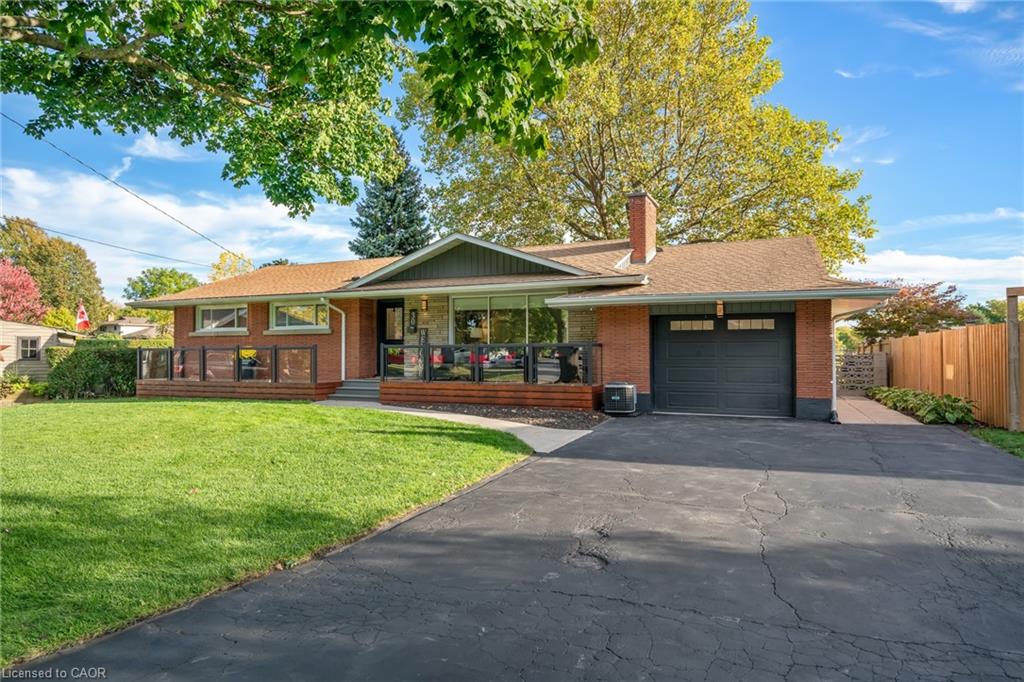 30 Bessborough Dr, St. Catharines, ON L2M 3G4