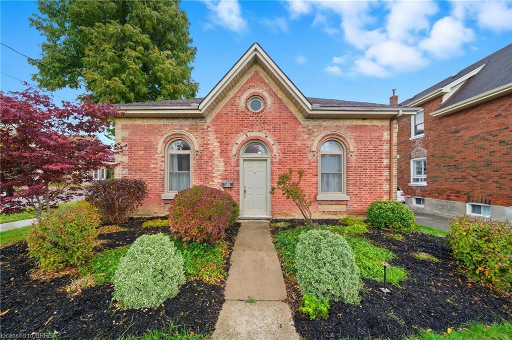 89 Murray St, Brantford, ON N3S 5P1
