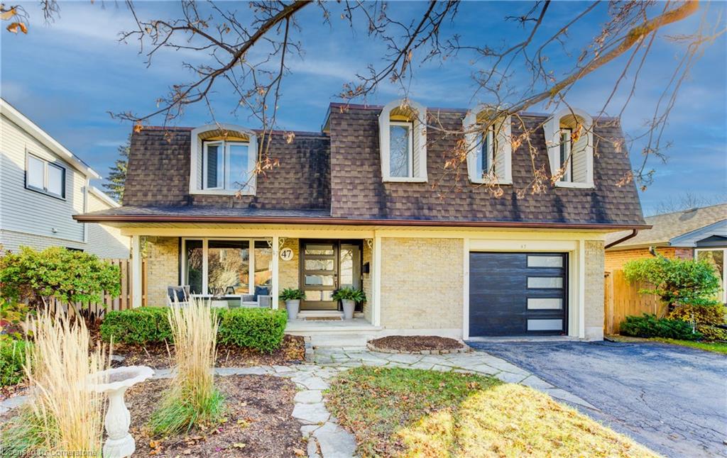 47 Manor Dr, Kitchener, ON N2A 2T9