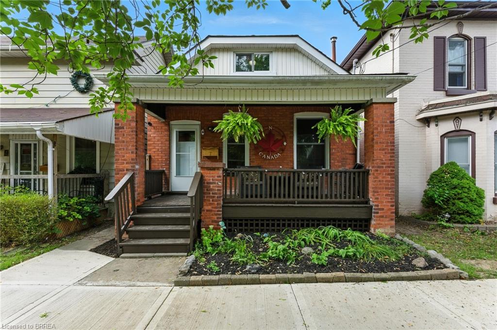 7 Superior St, Brantford, ON N3S 2J9