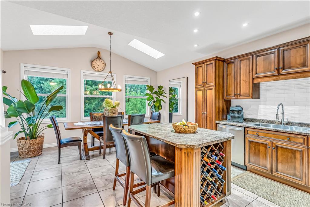 280 Carrington Dr, Guelph, ON N1G 5H3