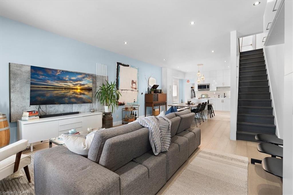 575 Mary St, Hamilton, ON L8L 4X8