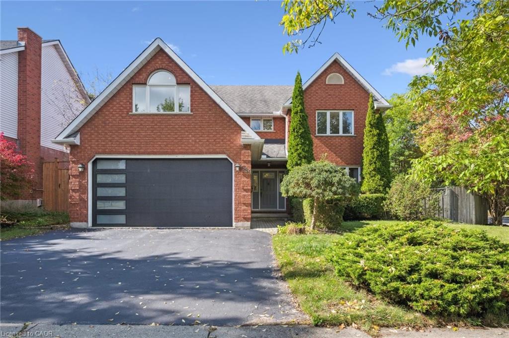 599 Beechwood Dr, Waterloo, ON N2T 1Z4