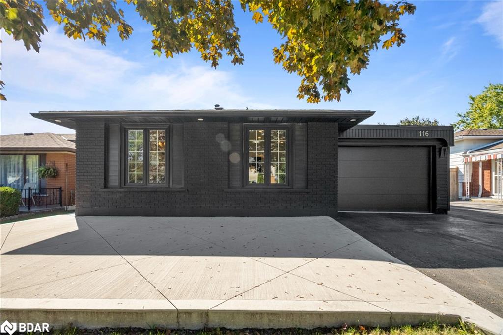 116 Boston Cres, Hamilton, ON L8T 4N2