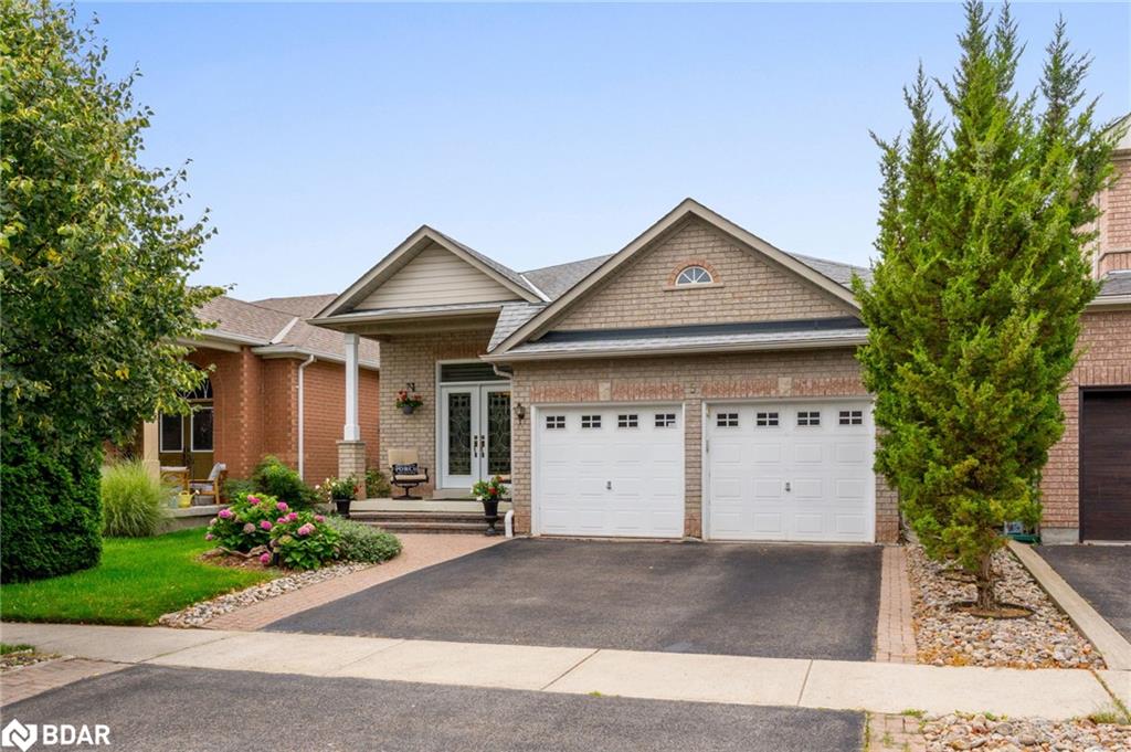 9 Johnson Cres, Halton Hills, ON L7G 6A4