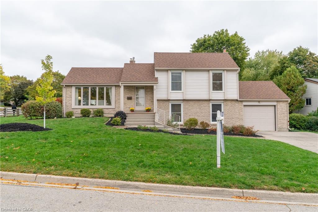 2 Lisa Ln, Guelph, ON N1H 7H7