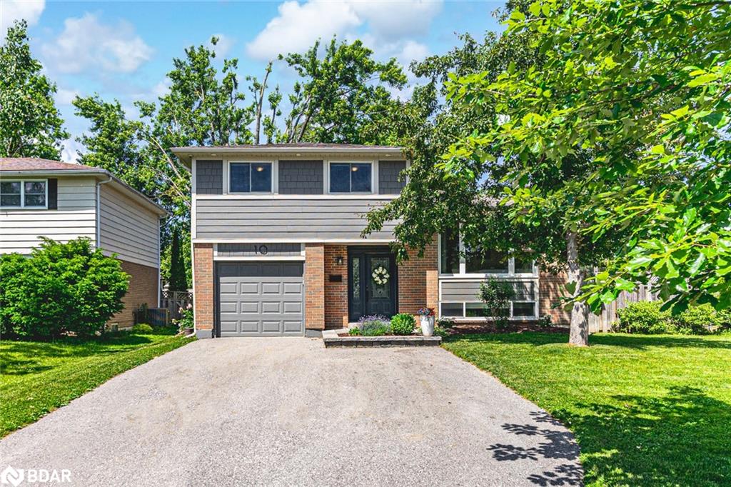 10 Jills Ct, Barrie, ON L4M 4L7