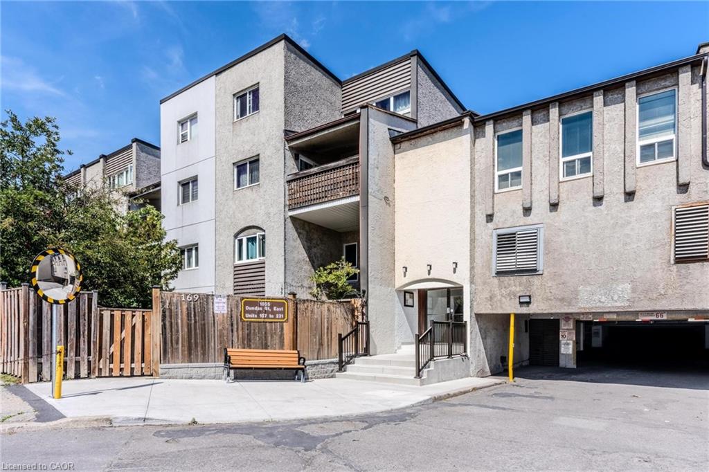 1055 Dundas Street E Unit 227, Mississauga, ON L4Y 3X6