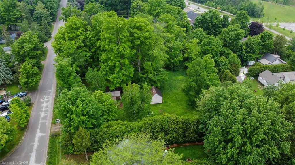 726 Hastings Ave, Innisfil, ON L9S 1Z3