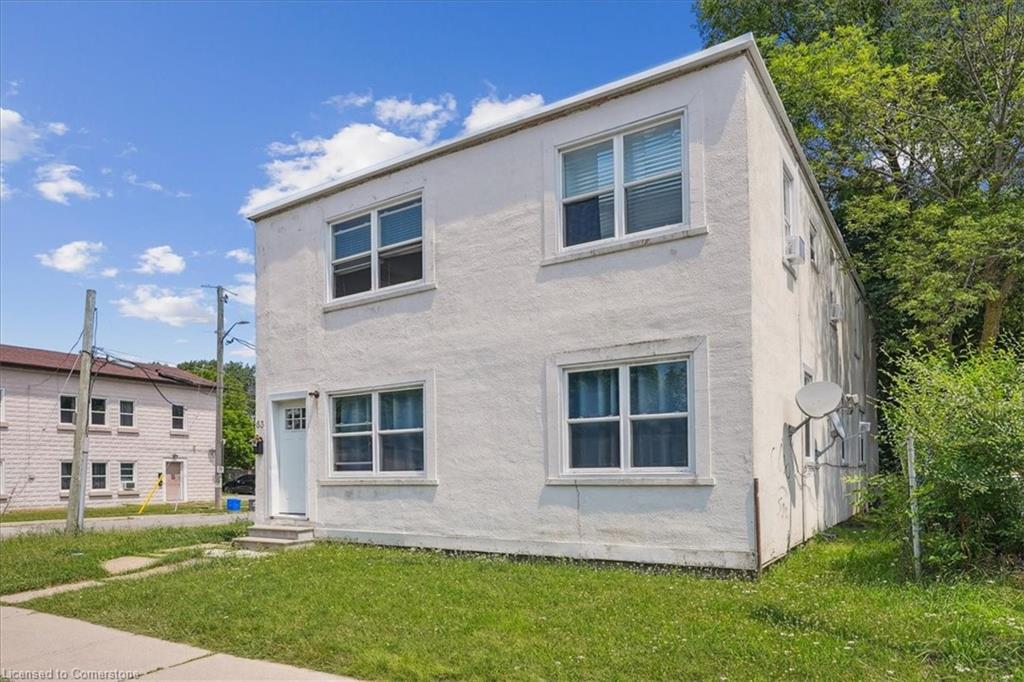 63 Pelham Rd, St. Catharines, ON L2S 1R6