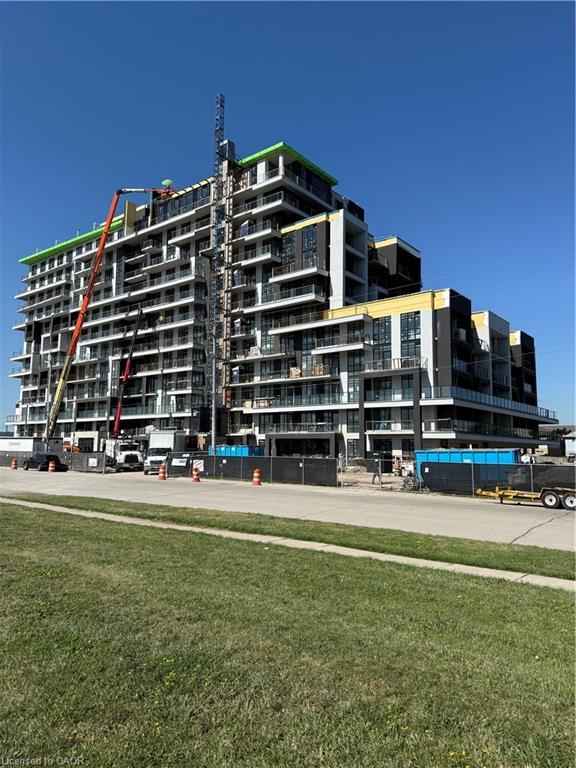 461 Green Road Unit 321, Stoney Creek, ON L8E 5B4