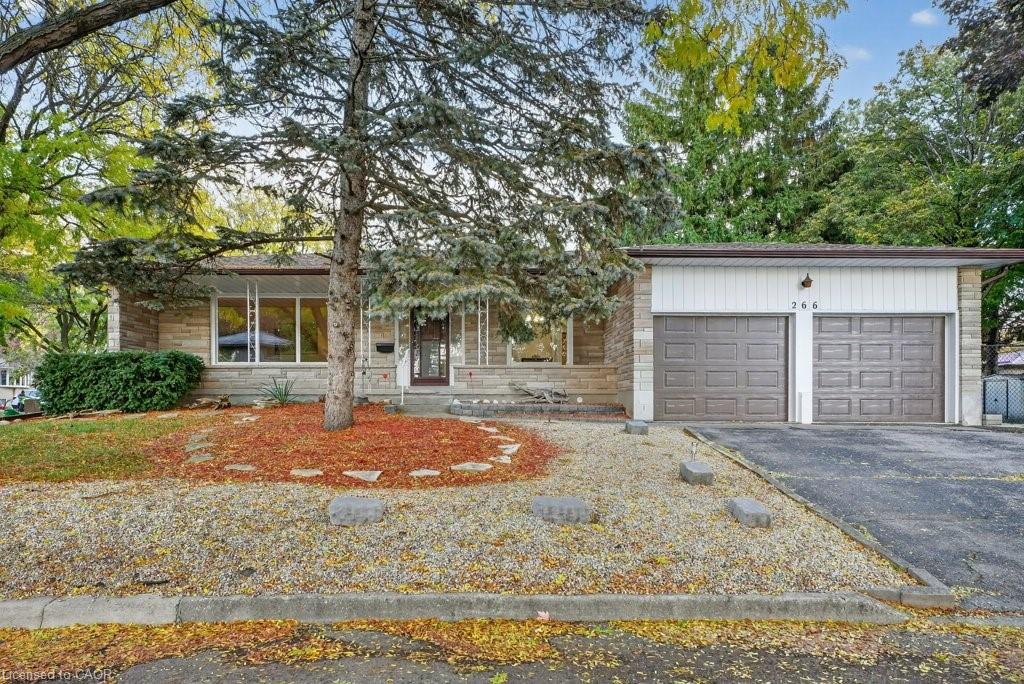 266 Grangewood Ct, Waterloo, ON N2K 2E7