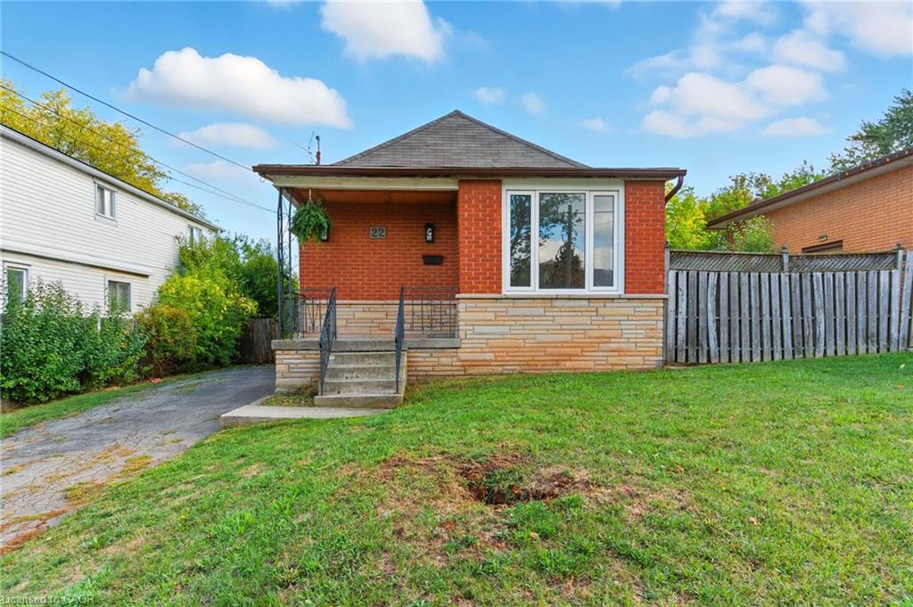 22 Worsley Rd, Hamilton, ON L8E 2E7