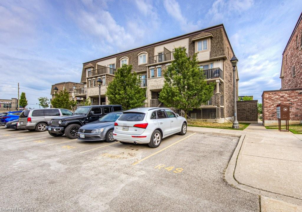 240 Rachel Crescent Unit F, Kitchener, ON N2R 0E1