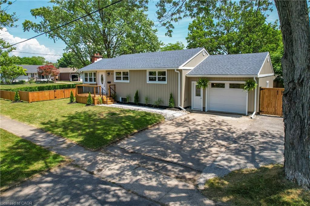 52 Valencourt Dr, Welland, ON L3C 1M8