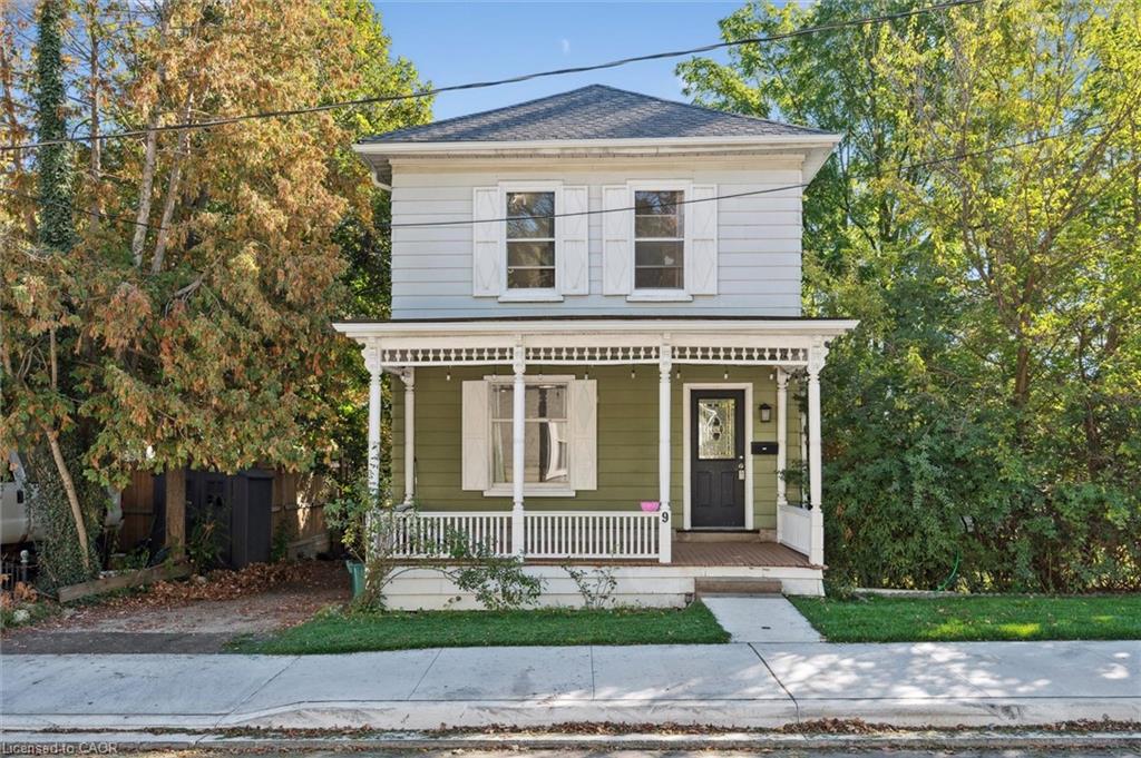 9 Metcalfe St, Cambridge, ON N1S 2N7