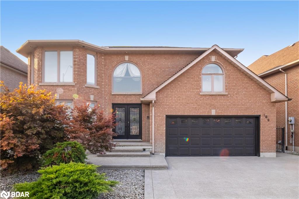 100 National Dr, Hamilton, ON L8G 5B3