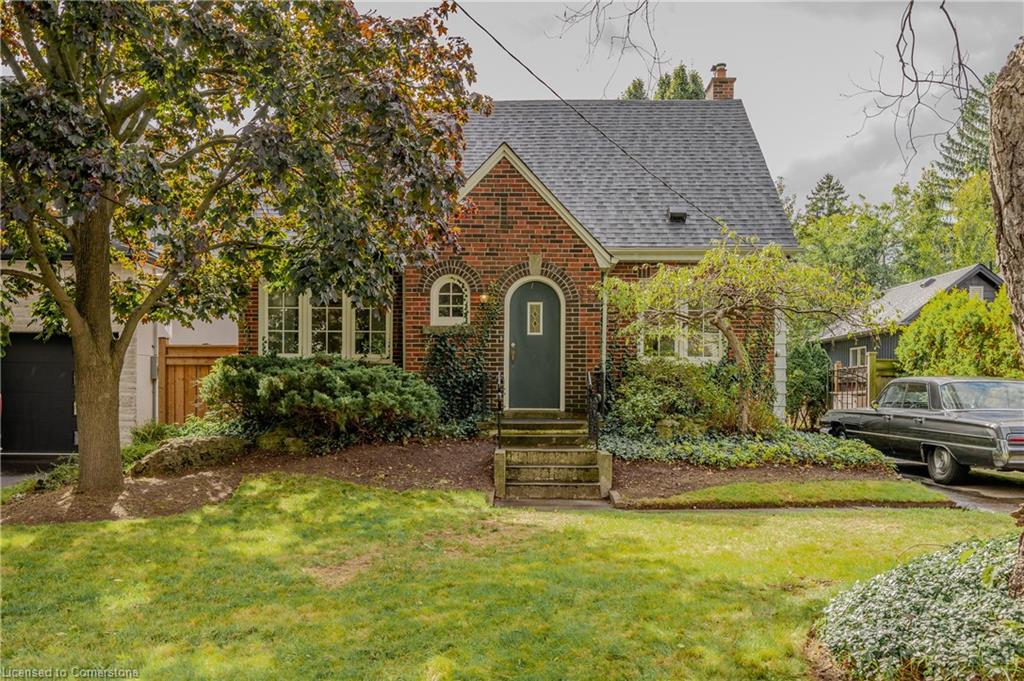 978 N Shore Blvd W, Burlington, ON L7T 1B1