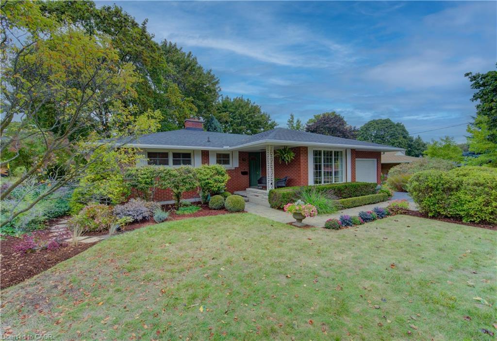 50 Gatewood Rd, Kitchener, ON N2M 4E4