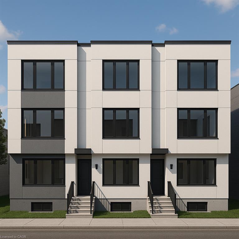 386 E 25th St, Hamilton, ON L8V 3B1