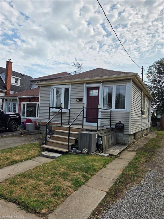 440 Paling Ave, Hamilton, ON L8H 5K4