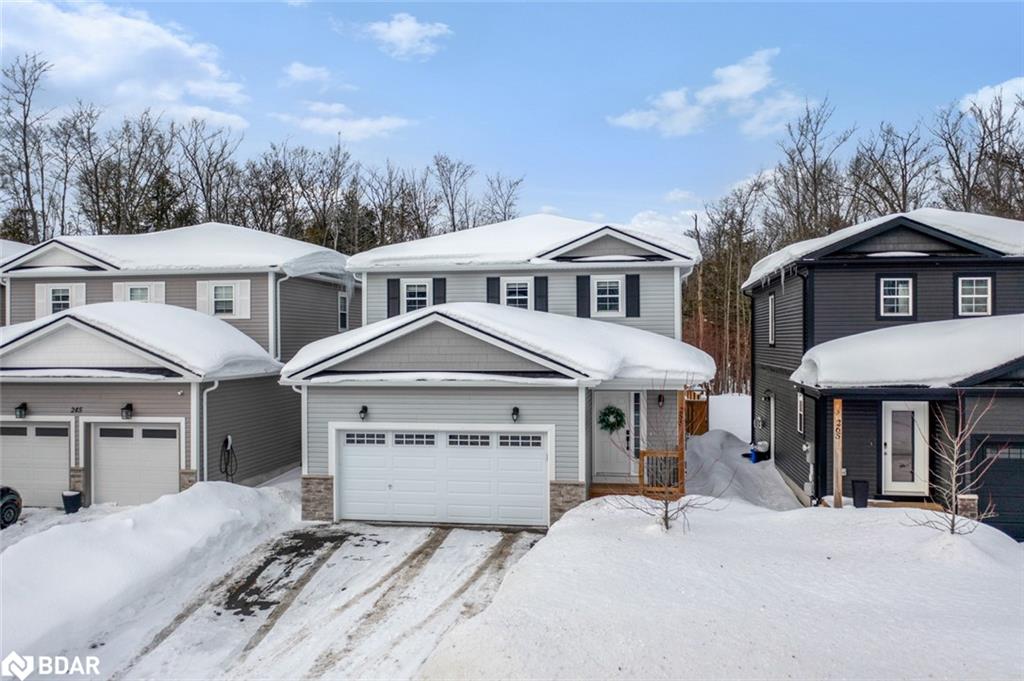 255 Wild Rose Dr, Gravenhurst, ON P1P 0B4