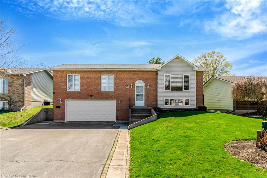 174 Charles St, North Huron, ON N0G 2W0