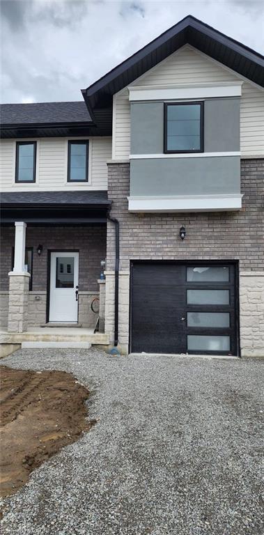 44 Lahey Cres, Penetanguishene, ON L9M 0W1