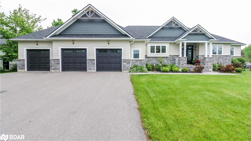 2066 Elana Dr, Orillia, ON L3V 0C2