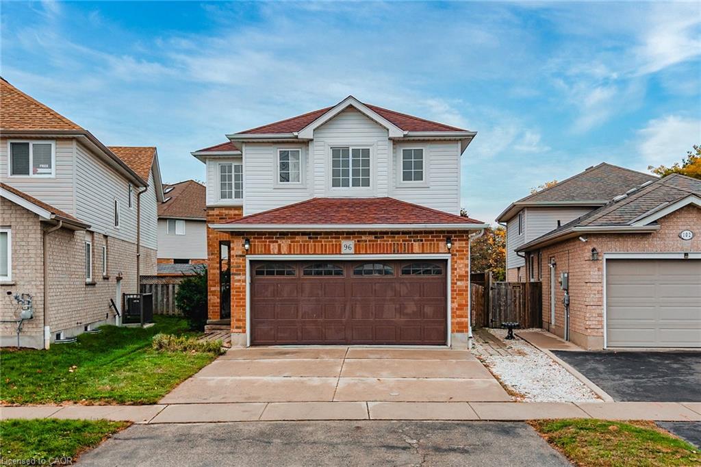 96 Marl Meadow Dr, Kitchener, ON N2R 1L4