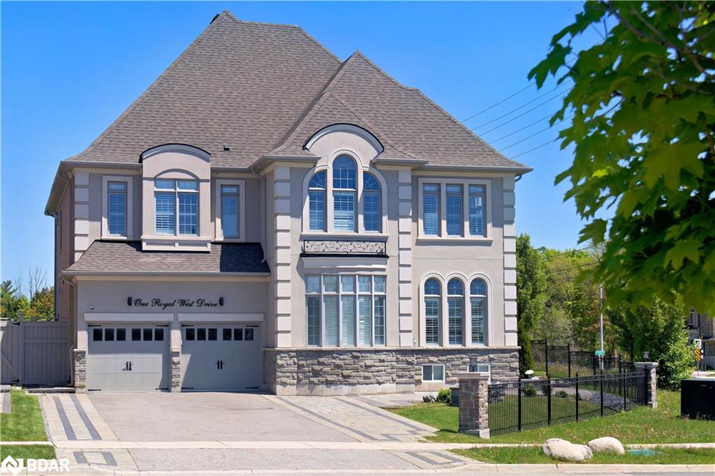 1 Royal West Dr, Brampton, ON L6X 2X3