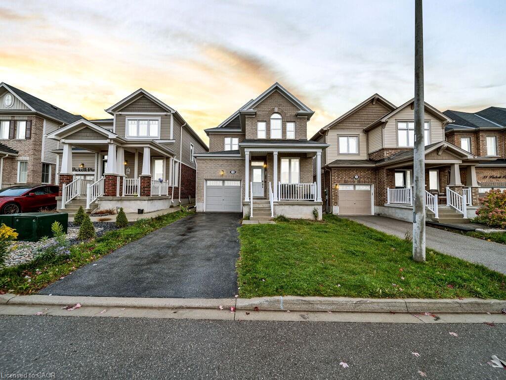 19 Pickett Pl, Cambridge, ON N3E 0B4