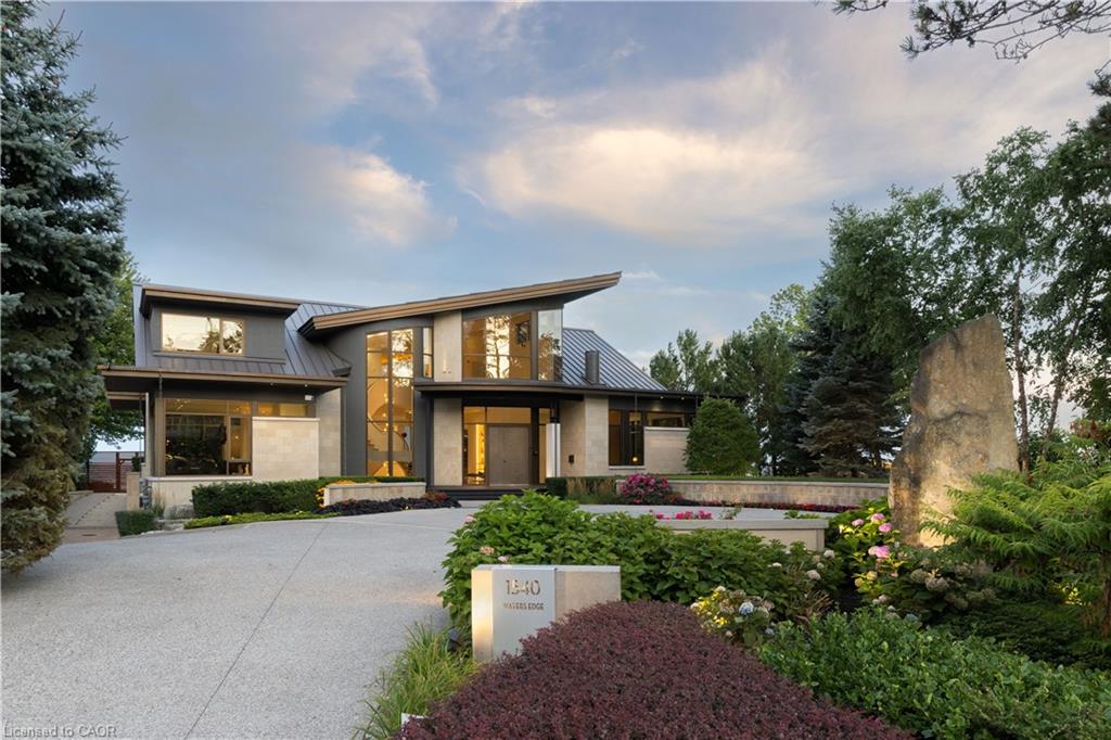 1540 Watersedge Rd, Mississauga, ON L5J 1A4