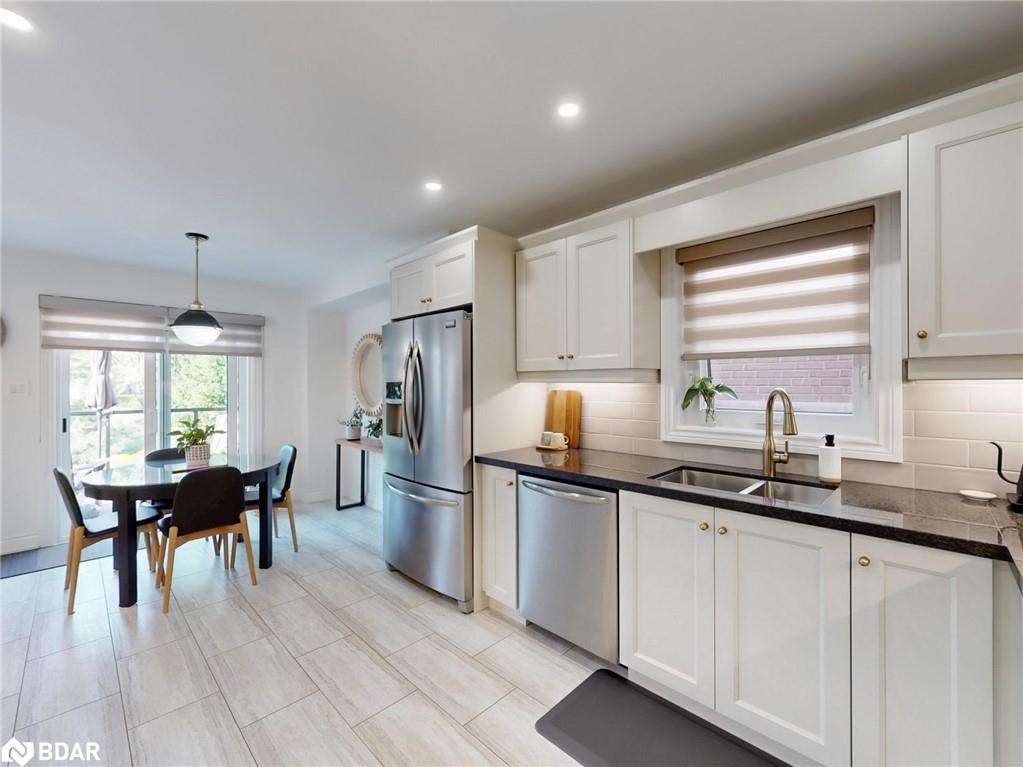 184 Mowat Cres, Halton Hills, ON L7G 6A4