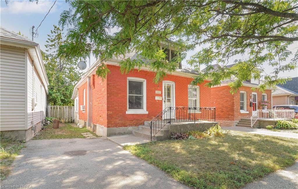 327 Sheridan St, Brantford, ON N3S 4R8