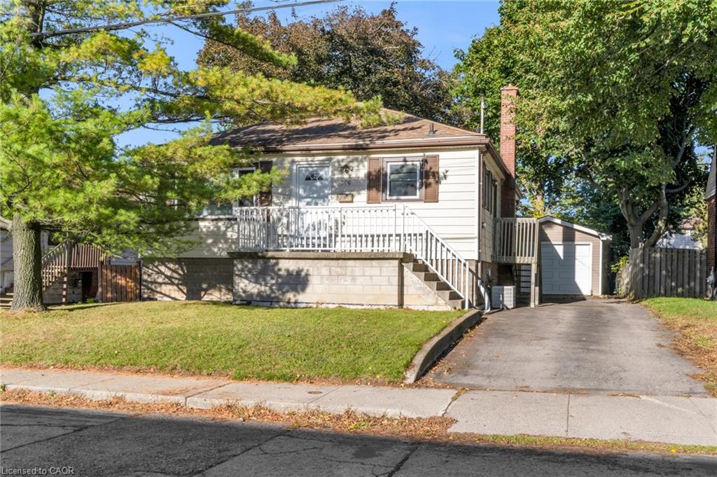 306 W 2nd St, Hamilton, ON L9C 3H2