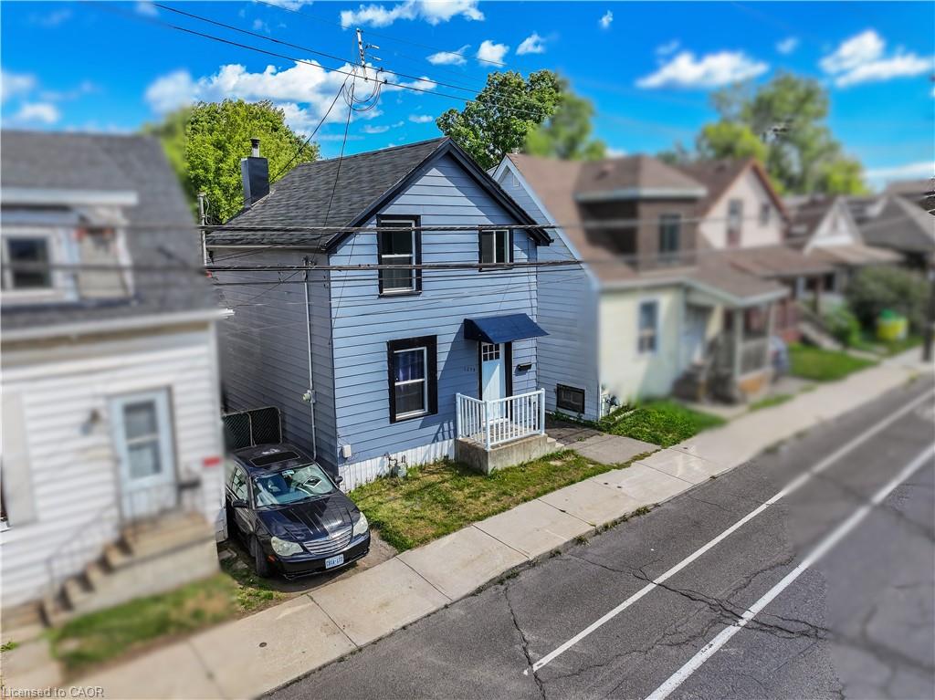1275 Cannon St E, Hamilton, ON L8H 1V5
