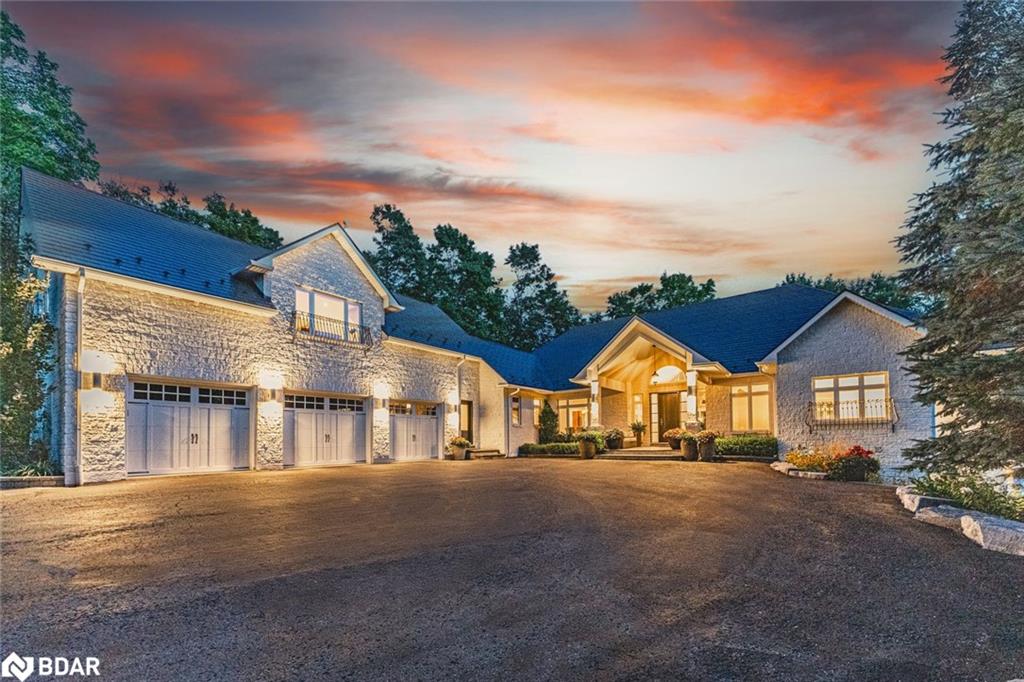 7 Maple Ridge Rd, Oro-Medonte, ON L0L 2L0