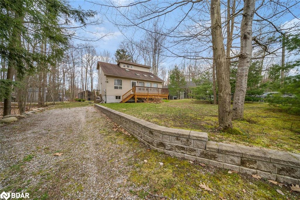 138 Tall Pines Dr, Tiny, ON L9M 0H4