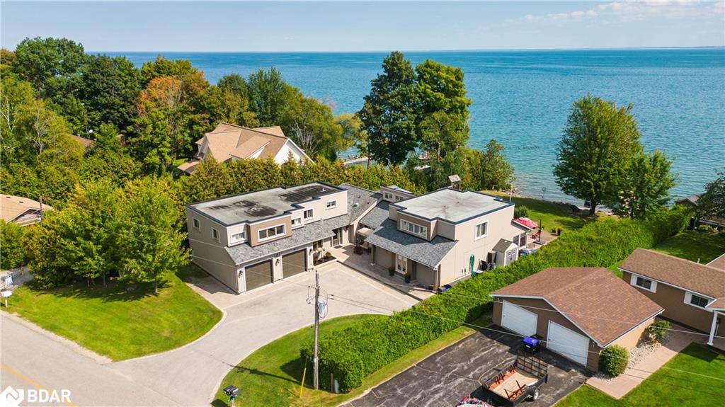 183 Lakeshore Rd W, Oro-Medonte, ON L0L 2E0