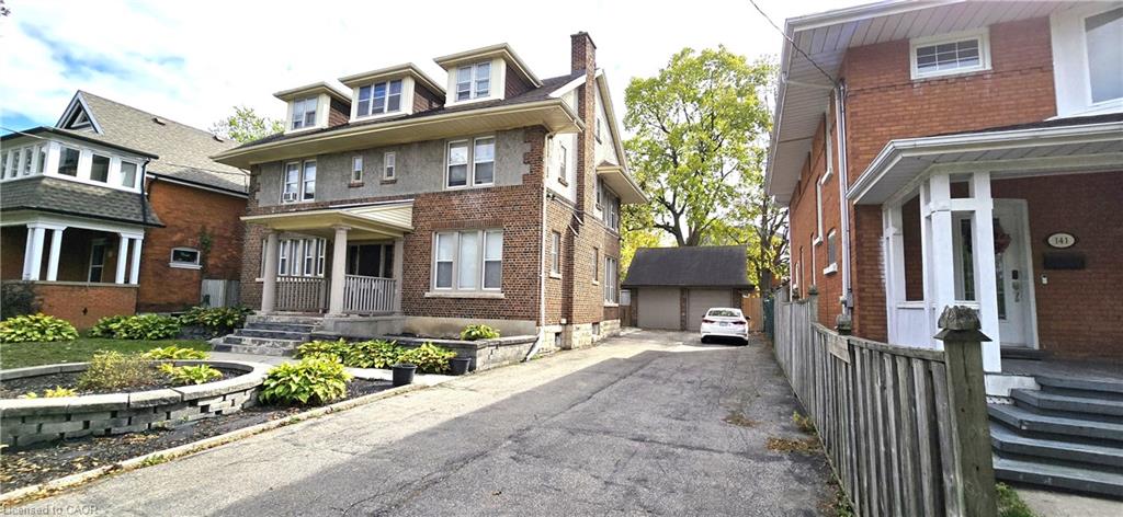145 Sheridan St, Brantford, ON N3S 4P5